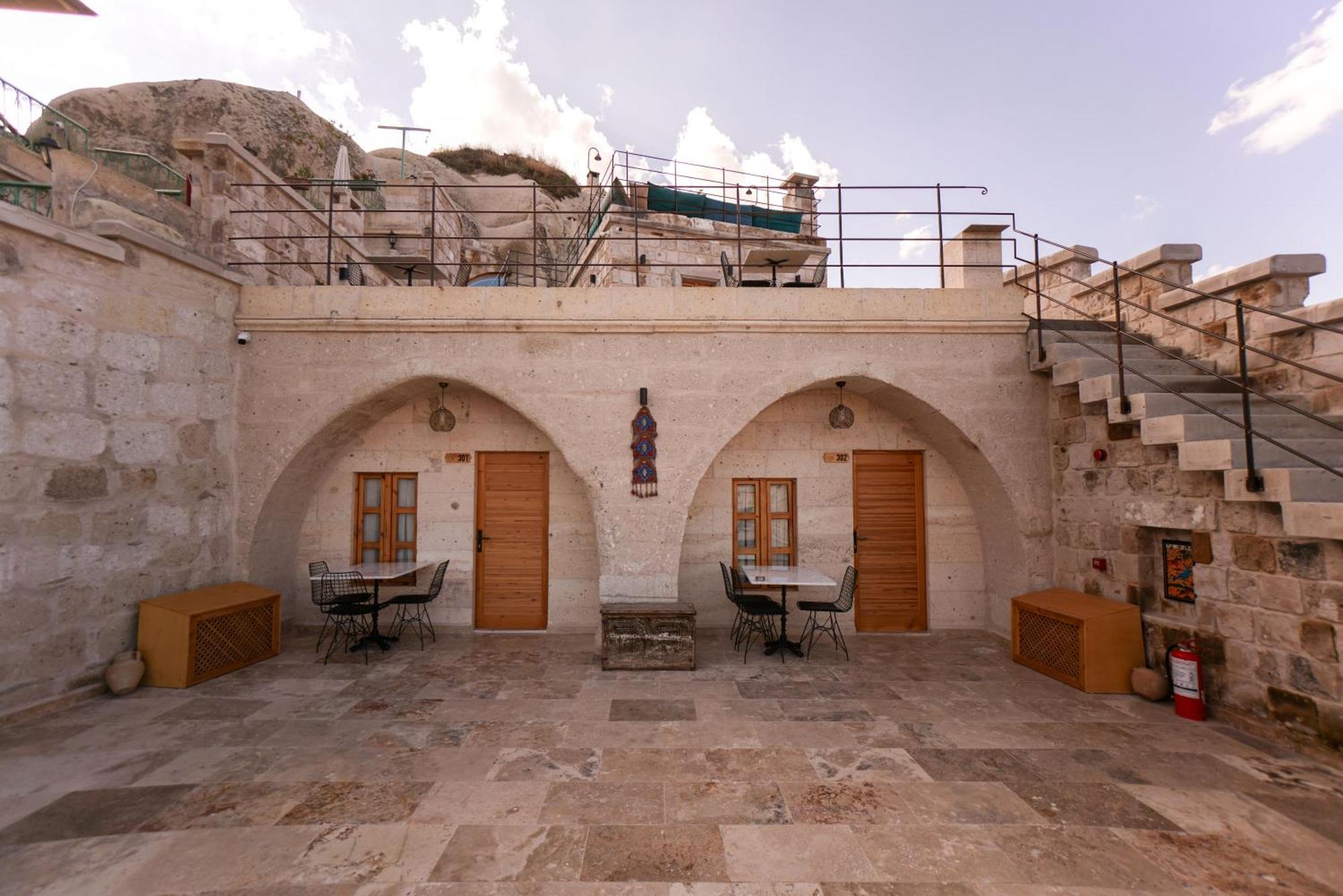 Caverna Hotel Premium Caves Goreme Exterior foto