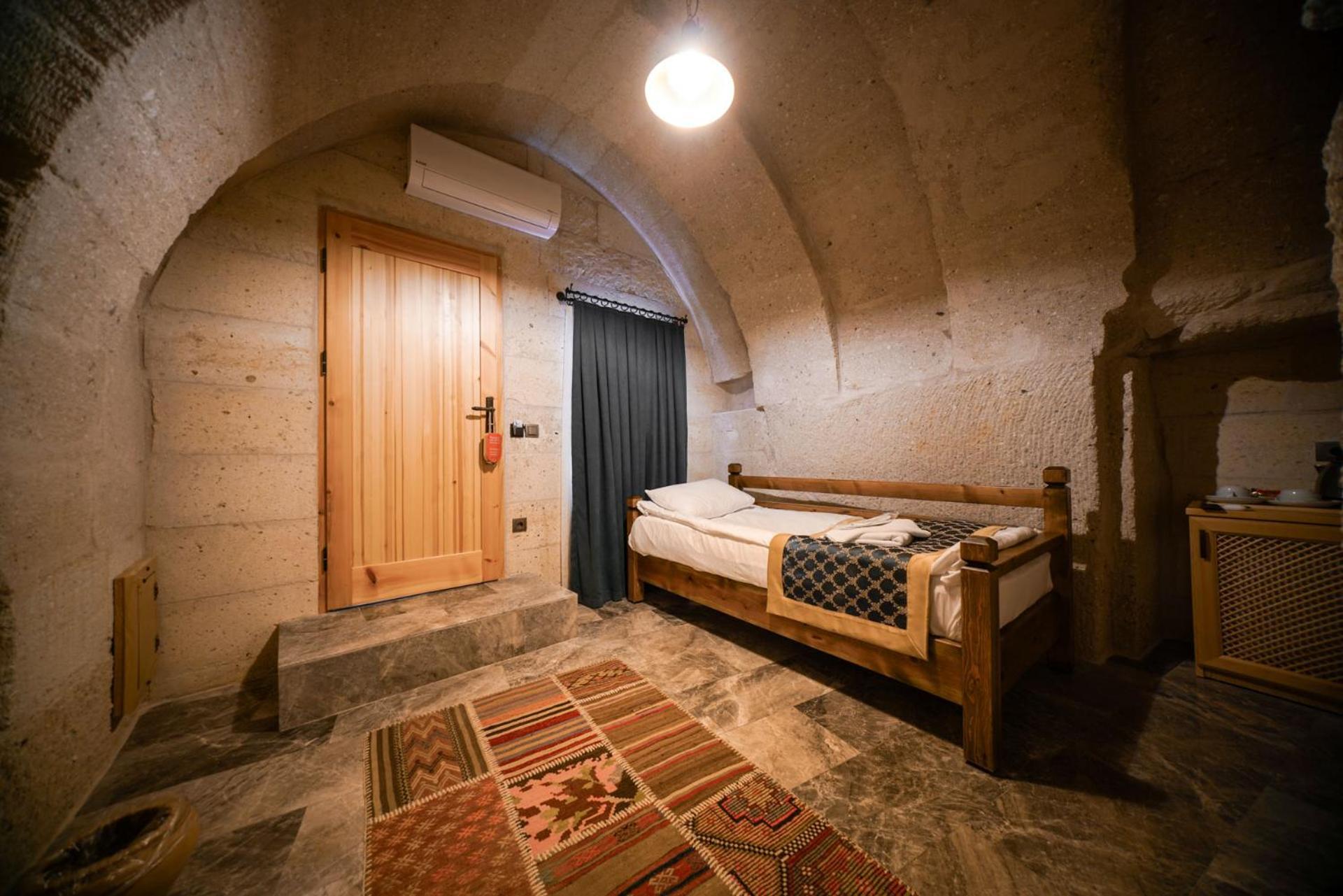 Caverna Hotel Premium Caves Goreme Exterior foto