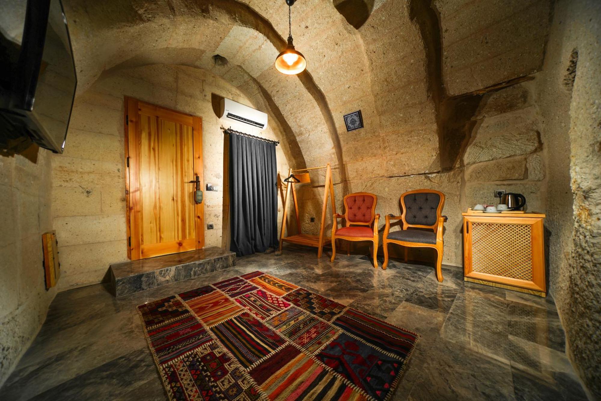Caverna Hotel Premium Caves Goreme Exterior foto
